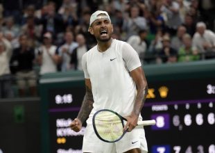 Αιχμηρός Κύργιος για την υπόθεση ντόπινγκ του Σίνερ: “Είναι γελοίο, η απόδοσή του βελτιώθηκε είτε ήταν τυχαίο είτε σκόπιμο”