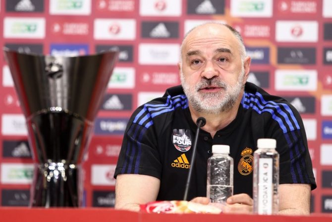 Η Ρεάλ ενημέρωσε τον Λάσο ότι δεν θα κάθεται στον πάγκο της ομάδας, σύμφωνα με τη Marca