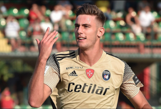 Ο Άγιαξ έκλεισε… δίμετρο Ιταλό σέντερ-φορ!