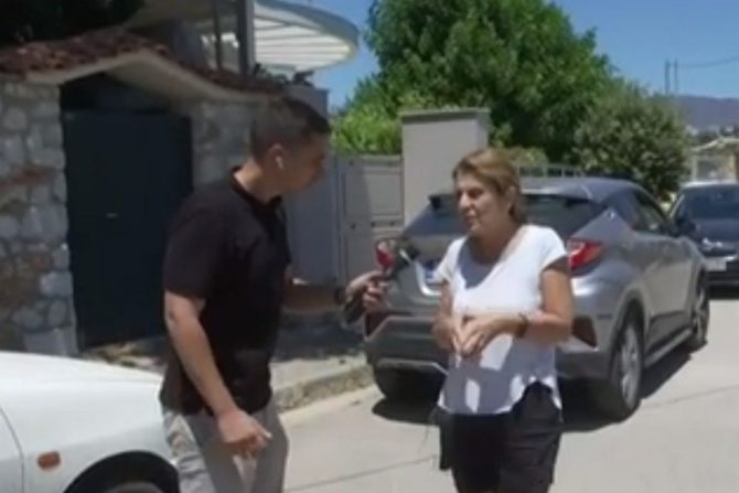 Μητέρα Στεφανίδη: “Είμαι σε σοκ, το σπίτι μου σώθηκε, συγγνώμη εάν προκάλεσα αναστάτωση”
