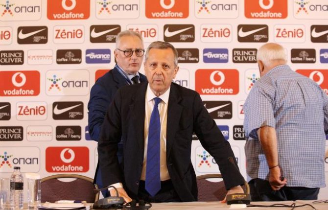 Μπαλτάκος: «Δεν υπάρχει χώρος για γραφείο στον Μαρινάκη»