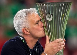 Μουρίνιο: «Εγώ στην Μπενφίκα; Μην με ρωτάτε για ομάδες που έχουν προπονητές»