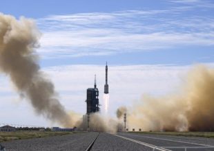 Συντρίμμια πυραύλου ενδέχεται να πέσουν στη Γη – Στη ζώνη πιθανής πρόσκρουσης η Ελλάδα