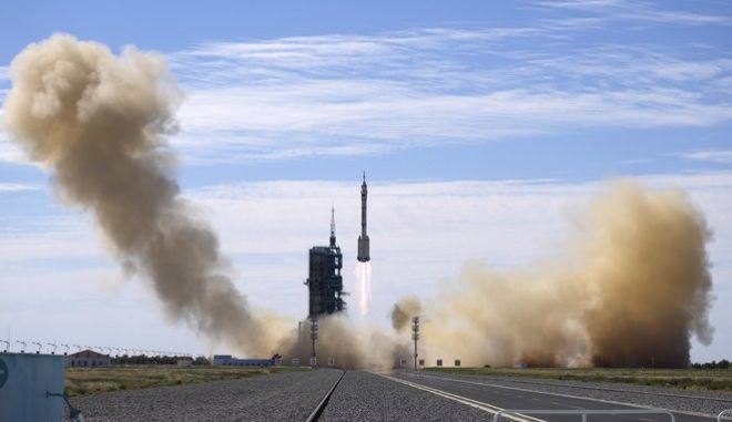 Συντρίμμια πυραύλου ενδέχεται να πέσουν στη Γη – Στη ζώνη πιθανής πρόσκρουσης η Ελλάδα