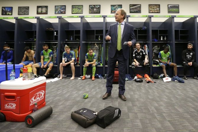 Θέλει να βάλει κάμερες η FIFA στα αποδυτήρια των ομάδων στο Μουντιάλ του Κατάρ Θέλει να βάλει κάμερες η FIFA στα αποδυτήρια των ομάδων στο Μουντιάλ του Κατάρ