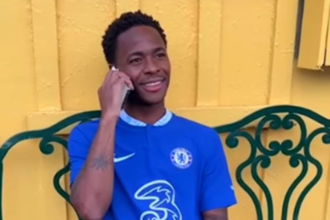 Επίσημο: Στην Τσέλσι για πέντε χρόνια ο Στέρλινγκ