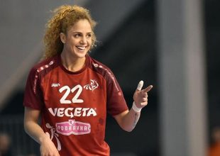 ΒΟΜΒΑ: Στην ΑΕΚΑΡΑ η Τσάκαλου