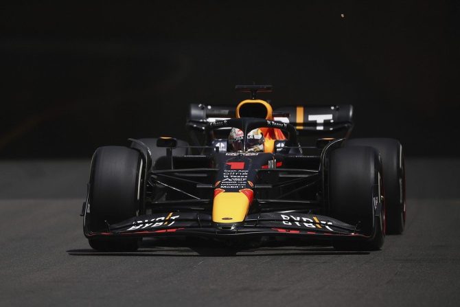 H Porsche μπαίνει στη Formula 1 αγοράζοντας το 50% της Red Bull Racing