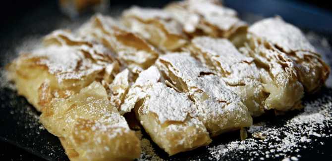 Θεσσαλονίκη: Τέσσερις μήνες φυλάκιση σε 60χρονο γιατί έκλεψε… επτά μπουγάτσες