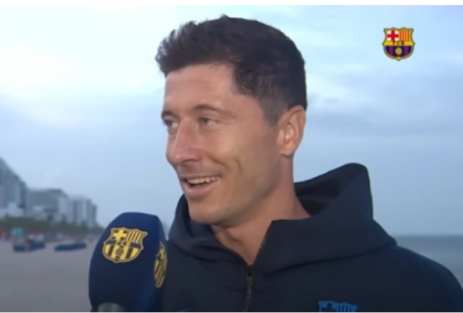 Λεβαντόφσκι: «Νιώθω σαν να ήμουν μήνες στην Μπαρτσελόνα»