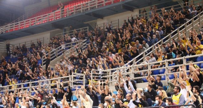 «Τρέλα» για το promo-video της Βασίλισσας για τα διαρκείας