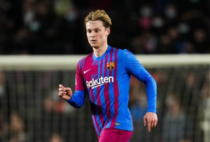 Ντε Γιονγκ: Έφυγε από τη Βαρκελώνη με προορισμό το Λονδίνο, άγνωστος ο λόγος του ταξιδιού του