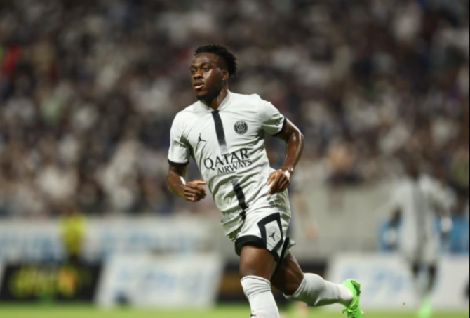 Η Ρεν αγοράζει τον Καλιμουέντο από την Παρί