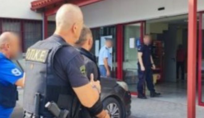 Έγκλημα στην Άρτα: Την Τετάρτη η απολογία του 29χρονου – “Τον πρόσβαλε ο πεθερός του, ήταν η κακιά στιγμή”
