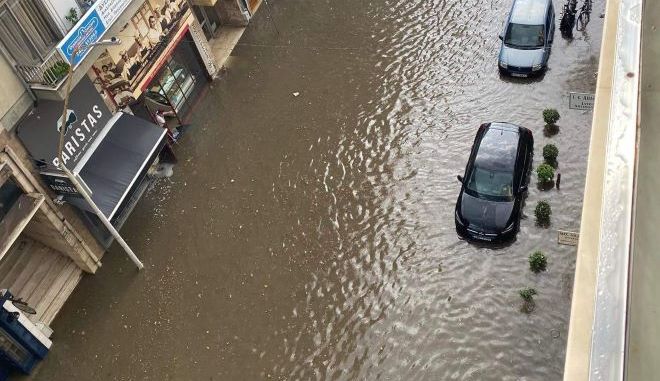 Βόλος: Δύο τραυματίες από την κακοκαιρία – Εικόνες καταστροφής