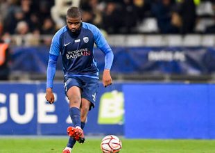 L’equipe: «Η Paris FC αρνήθηκε πρόταση της ΑΕΚ για Καμαρά»