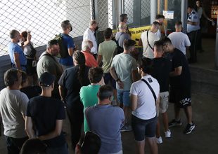 Ξανά ουρές για τα διαρκείας της OPAP Arena (PICS)