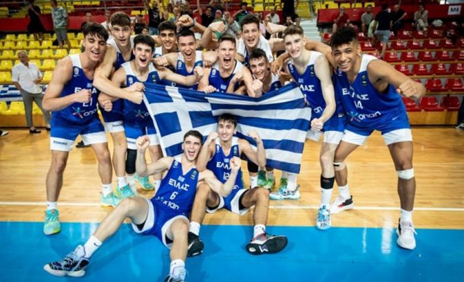 Σκορπά τρόμο η Εθνική Παίδων: Διέλυσε το Μαυροβούνιο και έφυγε για τους «16»!