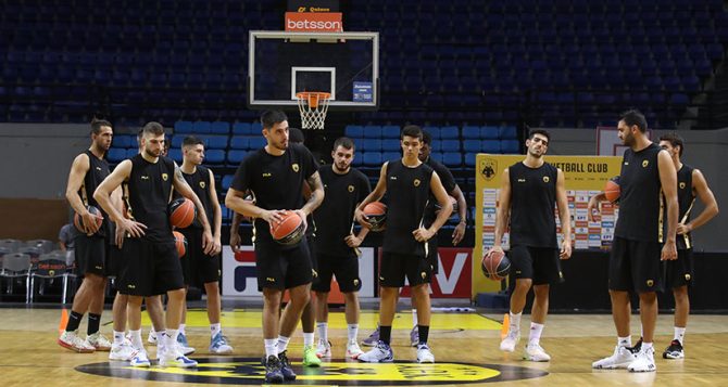 Ταξιδεύει για Κορδελιό η Βασίλισσα Ταξιδεύει για Κορδελιό η Βασίλισσα