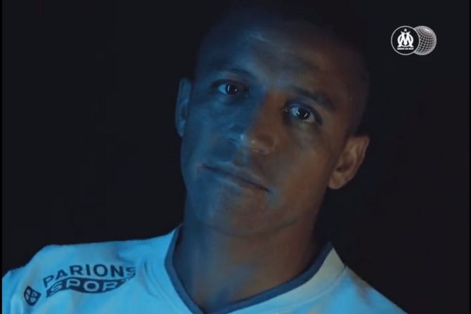 Μαρσέιγ μεταγραφές: Επίσημα του Σάντσες, παρουσιάστηκε ως υπερήρωας της Marvel