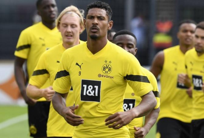 Ζορίζεται η Ντόρτμουντ να βρει τον αντικαταστάτη του Αλέ