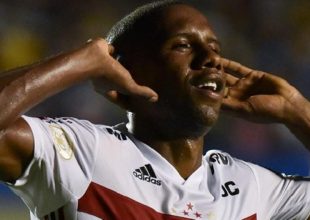 Έφτασε Αθήνα ο Τορό