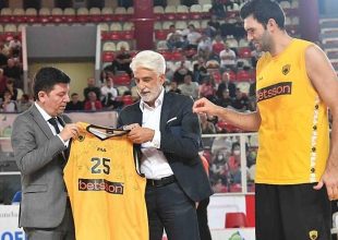 Τrofeo D’ Abruzzo: Βράβευση υψηλού συμβολισμού από την ΑΕΚ (ΦΩΤΟ)