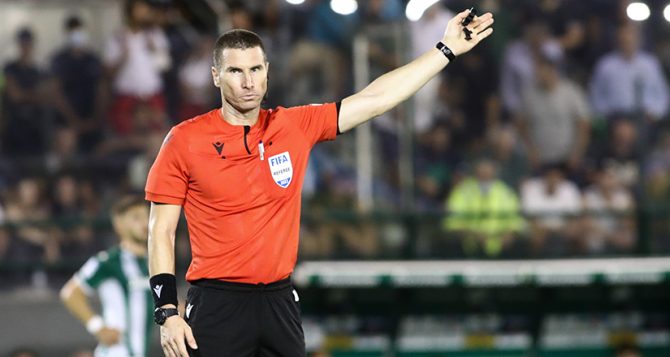 Την έχει ξανά «σφάξει» ο Καμπάκοφ