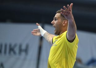 Μαντάλινιτς: «Εξευτελιστική διαιτησία κόντρα στον ΠΑΟΚ»