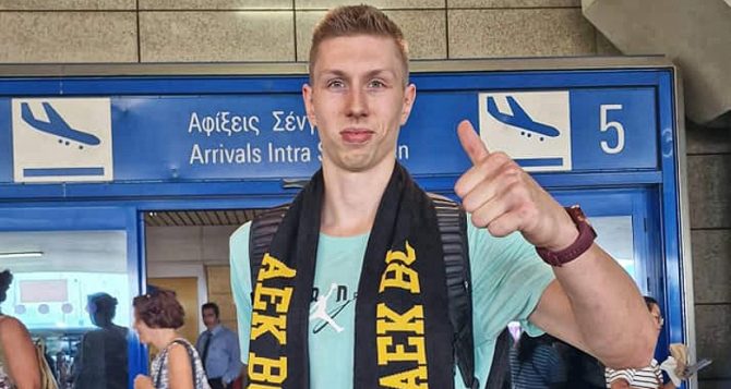 «Πάτησε» Αθήνα για την Βασίλισσα ο Μάντσεν (pics)