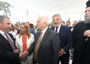 Στα εγκαίνια της υπογειοποίησης ο Μελισσανίδης