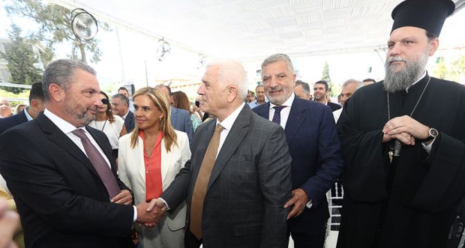 Στα εγκαίνια της υπογειοποίησης ο Μελισσανίδης