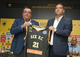 Φωτογραφίες απ’ την παρουσίαση της νέας φανέλας της Βασίλισσας