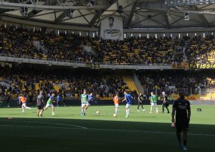 Εικόνες από το ζέσταμα της ομάδας (video)