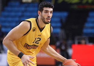 Στον Απόλλων Πάτρας ο Φιλιππάκος