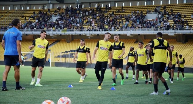 Η πρώτη αποστολή στον ΝΑΟ (φωτο) Η πρώτη αποστολή στον ΝΑΟ (φωτο)