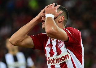 Ο ΠΑΟΚ «βύθισε» στο λιμάνι τον Ολυμπιακό