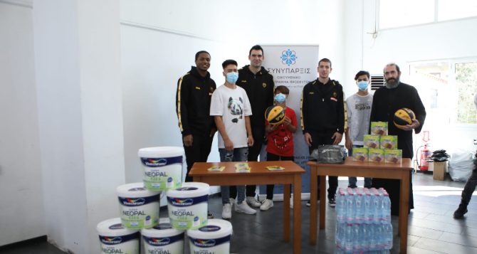 Η παρακάμερα της επίσκεψης στη Δομή Φιλοεξνίας Προσφύγων (VIDEO)