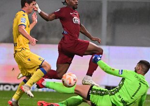 Παπαδόπουλος: «Σημαντικός βαθμός με ΑΕΚ»