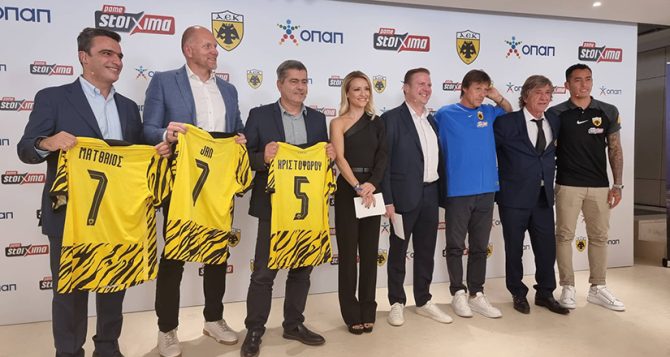 Γιαν Κάρας : «Μαζί με την ΑΕΚ στην Opap-Arena»