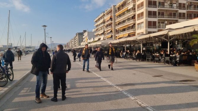 Κιτρίνισε από νωρίς ο Βόλος (VIDEO) Κιτρίνισε από νωρίς ο Βόλος (VIDEO)