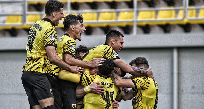 Με 4-4-2 και Ζίνι η ΑΕΚ Β’ (ΦΩΤΟ)