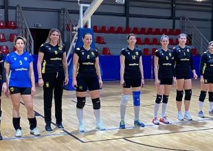 Ασταμάτητο… «τρένο» το Vintage Volley!