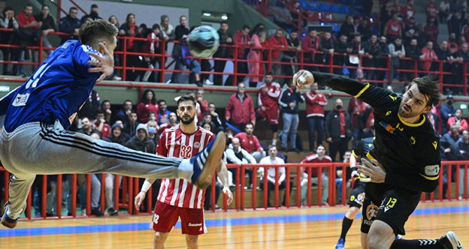 Για το «μπρέικ» και το 2-0 στην Ηλιούπολη οι Μάγκες κόντρα στον Ολυμπιακό