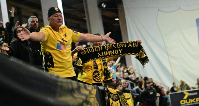 «Όλοι μαζί μόνο με πάθος και φωνή» (ΦΩΤΟ)