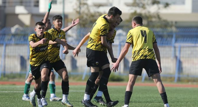 Κ15: ΑΕΚΑΡΑ με ανατροπή, επικράτησε του Παναθηναϊκού