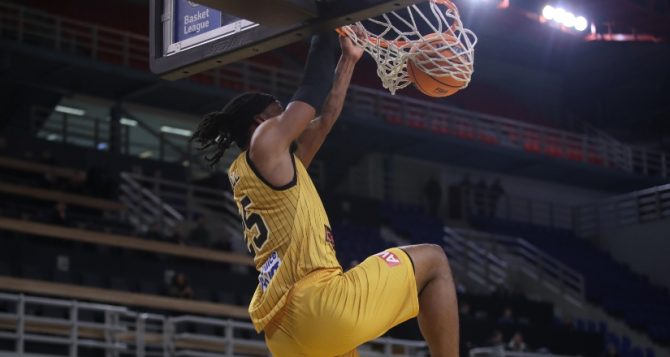 Ξανά MVP o «γίγαντας» Μίτσελ