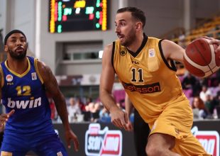 Γιάνκοβιτς: «Περήφανος για την ομάδα, δεν σχολιάζω τη διαιτησία»