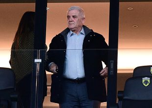 Στα αποδυτήρια ο Μελισσανίδης, μοίραζε συγχαρητήρια