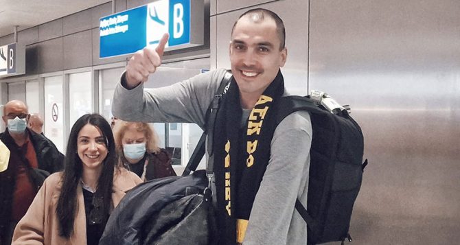 Φωτογραφίες απ’ την άφιξη του Οριόλα στην Αθήνα